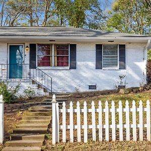 20% Off! Vintage 2 Bed Home With Huge Fenced Yard Atlanta Exterior photo