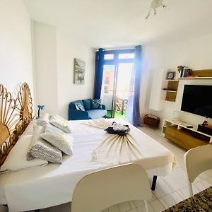 Summerland Paradise By Deihu Experiences Appartement Los Cristianos  Exterior photo