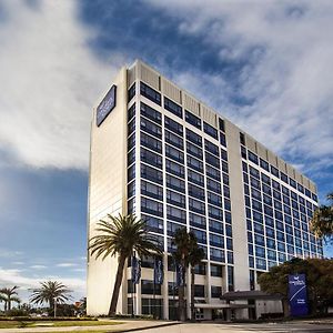 Garden Court Kings Beach Hotel Port Elizabeth Exterior photo