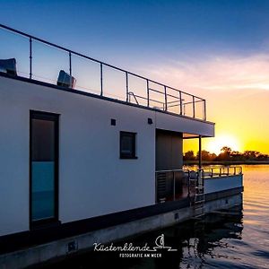 Hausboot Boddenperle Hotel Ribnitz-Damgarten Exterior photo