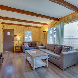 Pet-Friendly Cabin Retreat Wisconsin River Access Villa Lyndon Station Exterior photo