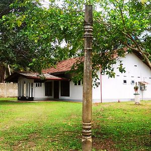 Greenery Lanka Bungalow Villa Unawatuna Exterior photo