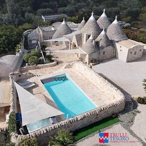 Trulli Tesoro Bed and Breakfast Cisternino Exterior photo