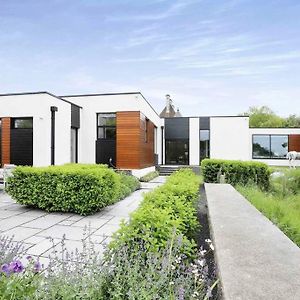 Modern Oasis: 4 Bed Retreat Villa Kiveton Park Exterior photo