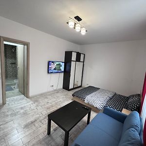 Cozy Studio 10 Min Away From Th Center Of The City Boekarest Exterior photo