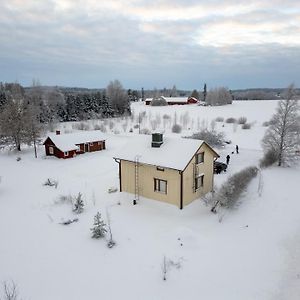 Beekeepers House Bed and Breakfast Ruovesi Exterior photo