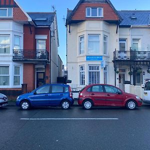 Villa Guest House Porthcawl Exterior photo