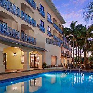 Courtyard By Marriott Port Of Spain Hotel Exterior photo