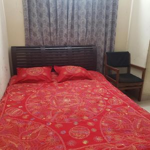 Private Double Room With Attached Bathroom Nikunja 2 Dhaka Exterior photo