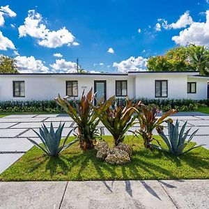 Casa De Miller Villa Tamiami Exterior photo