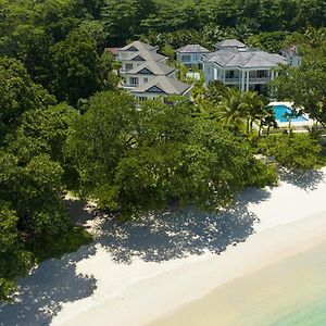 Chateau Elysium Hotel Beau Vallon  Exterior photo