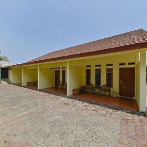 Reddoorz At Pondok Winagung Ciwidey Hotel Exterior photo
