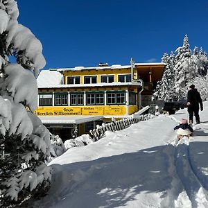 Gasthof Klug Zum Ehrensepp Hotel Modriach Exterior photo