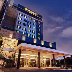 Impiana Hotel Senai Kulai Exterior photo