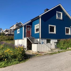 The Blue House At The End Of The World I Appartement Mehamn Exterior photo