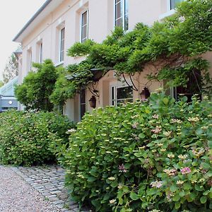 Maison Menadel Appartement Yvetot Exterior photo