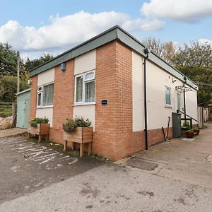 Fairways Villa Prestatyn Exterior photo