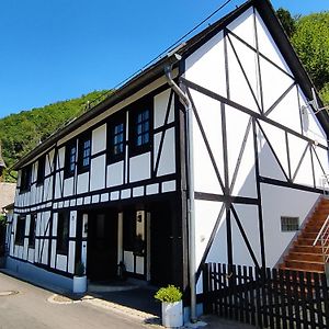 Ferienwohnung 'Unter Der Burg' Brodenbach Exterior photo