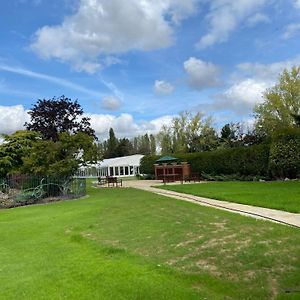 Abridge Panoramic House Villa Theydon Bois Exterior photo