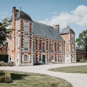 Le Chateau De Bonnemare - Bed And Breakfast Radepont Exterior photo