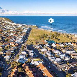 Pattys Cottage - Pet Friendly Home In Merewether Exterior photo