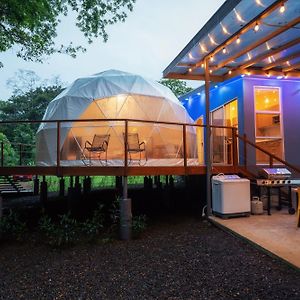 Bitzu Dome-Bijagua Riverside Glamping Appartement Exterior photo