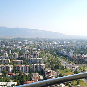 37Th Floor - Skyview Oasis - C Appartement Skopje Exterior photo