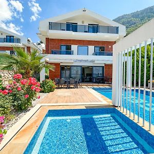 Villa Alya, Spacious 4 Bed Villa With Private Pool Fethiye Exterior photo