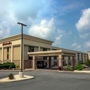 Hampton Inn Hazleton Exterior photo