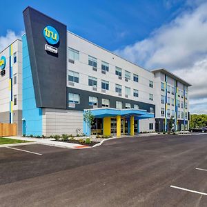 Tru By Hilton Syracuse-Camillus Hotel Exterior photo