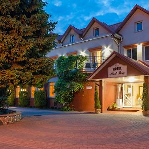 Hotel Nad Pisą Pisz Exterior photo