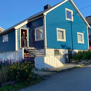 The Blue House At The End Of The World II Appartement Mehamn Exterior photo