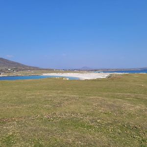 Roundstone Retreats Islandview Bed and Breakfast Exterior photo