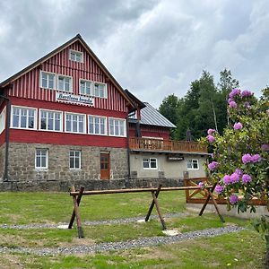 Bartlova Bouda Hotel Weissbach Exterior photo