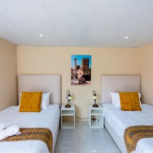 Desert Safari Overnight Experience "Modern Room With Ac & Entertainment" Hunaywah Exterior photo