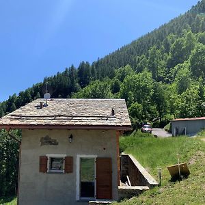 Agriturismo Mondolegro - Chiesa In Valmalenco Appartement Torre di Santa Maria Exterior photo