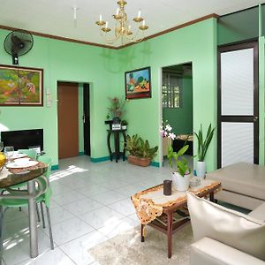 Golden V Farms Hacienda Appartement Malolos Exterior photo