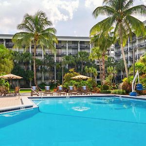 Doubletree By Hilton Palm Beach Gardens Hotel Exterior photo