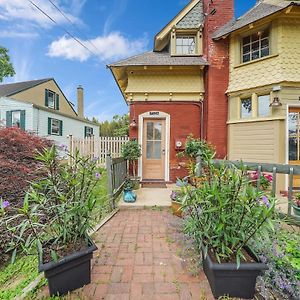 Luxury Loft In Historic Carriage House Appartement Kennett Square Exterior photo