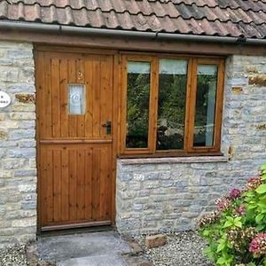 The Burcott Inn Cottages Wells Exterior photo