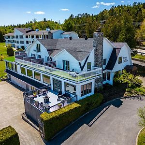 Auberge Des 3 Canards Hotel La Malbaie Exterior photo