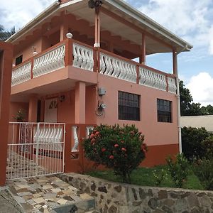 Angie'S Cove, Modern Get-Away Overlooking Castries Appartement Exterior photo