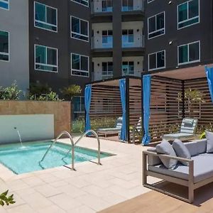 Huge 2Bd Apt Near Disneyland And Anaheim Conv Center Appartement Santa Ana Exterior photo