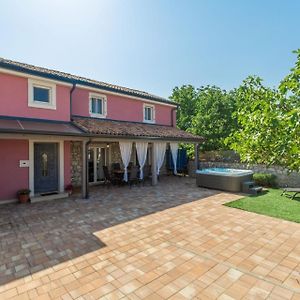 Ferienhaus Casa Arsini Bei Porec Mit Whirlpool, Terrasse Und Garten Villa Exterior photo