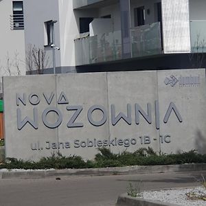 Apartament Number 2 Nova Wozownia Free Parking Appartement Leszno  Exterior photo
