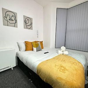 Kidderminster Studio Oasis Perfect For Couples Appartement Exterior photo