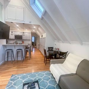 Modern, Newly Renovated 3Bed, 2Bath, Steps To Mbta Appartement Boston Exterior photo