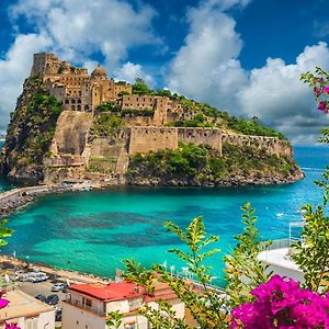 Una Finestra Sul Mare Di Ischia + Spiaggia A 50 Mt Villa Exterior photo