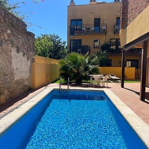 Ground floor apartment in Centre of Torroella de Montgrí Exterior photo