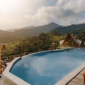 Maha Hills Resort Lovina Exterior photo